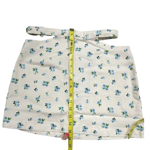 We Wore What Womens Skirt Women M Mini Cut Out Watercolor Ditsy Floral Preppy - Picture 5 of 11